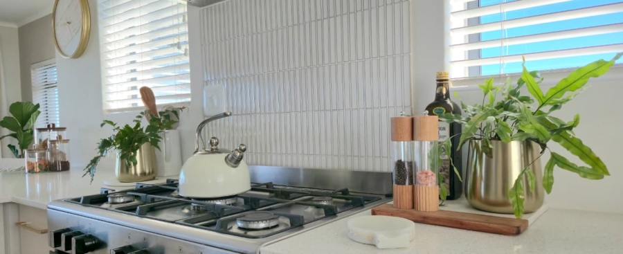 3 Bedroom Property for Sale in Kleinbaai Western Cape